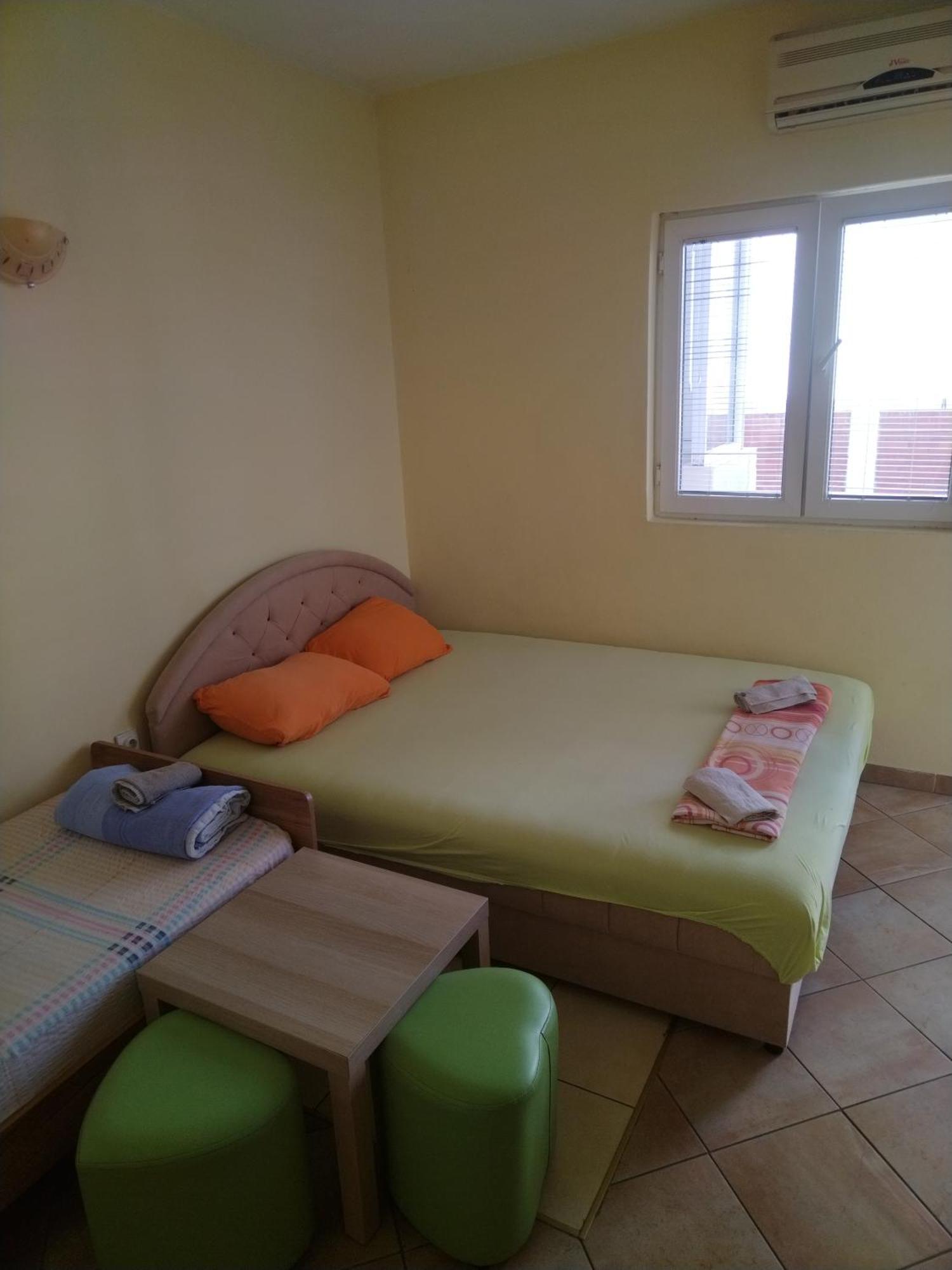 Apartmani Pikula Sutomore Buitenkant foto
